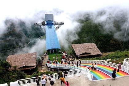 Cloud Dragon Skywalk and Silver Waterfall Tour From Sapa