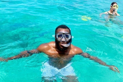 Safari Blue Zanzibar avec déjeuner aux fruits de mer 