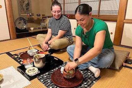 Yokohama: Sushi & Gyoza Cooking in a Traditional Japanese Home
