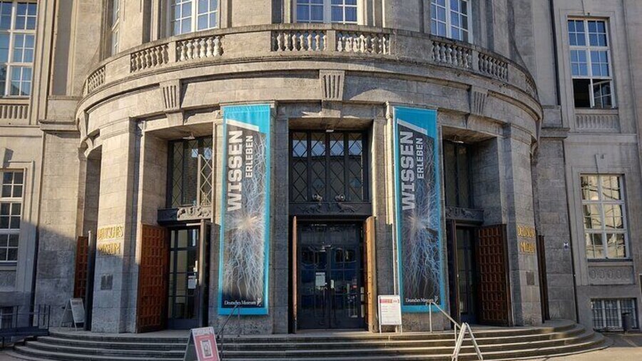 Munich Deutsches Museum of Technology Guided Tour