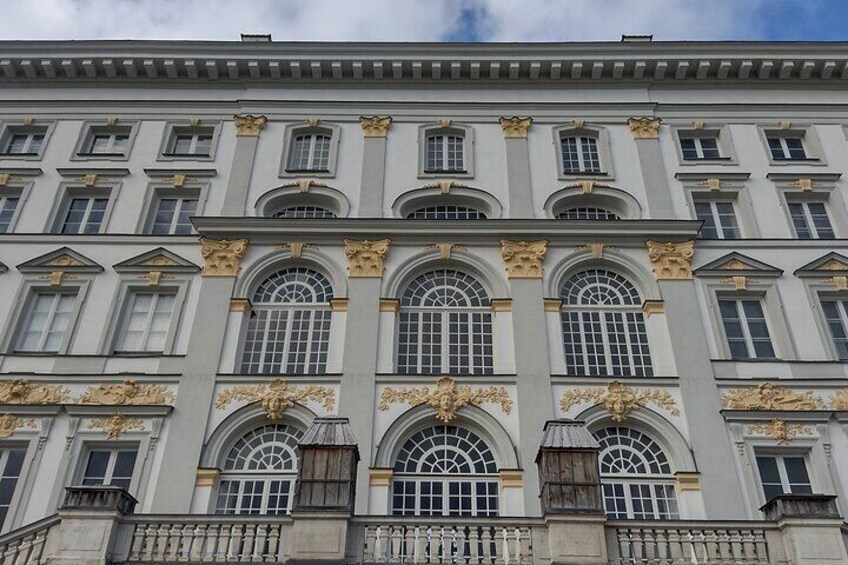 Castle Nymphenburg guided Tour