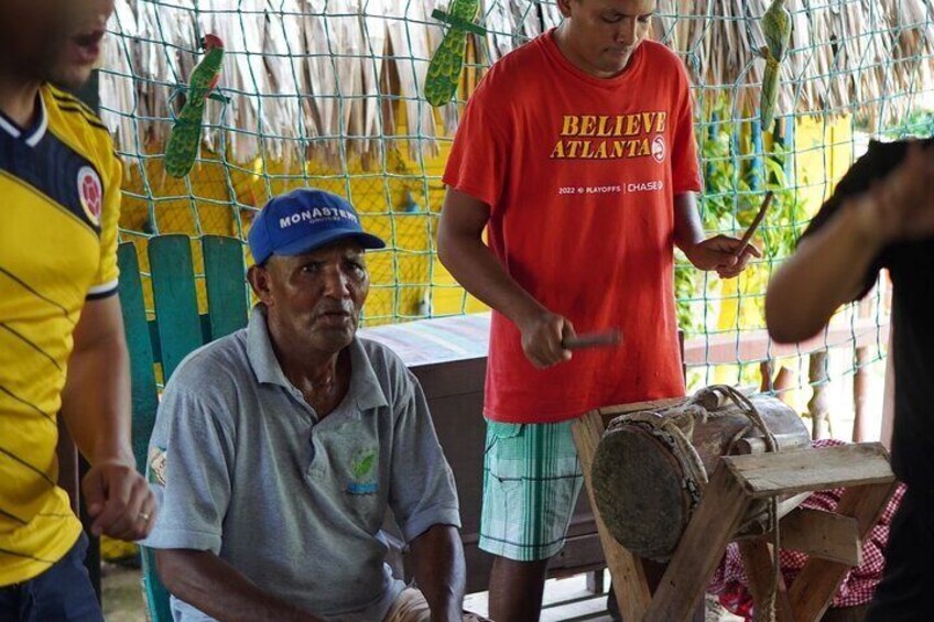 Artisanal Fishing of Crabs and Fish in Mangroves with Natives