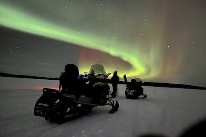 Northern Light snowmobile tour in Kiruna 7:30 pm