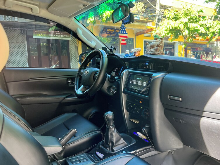 Private Transfer: Ho Chi Minh Center to/from Binh Duong (Thuan An, Di An)