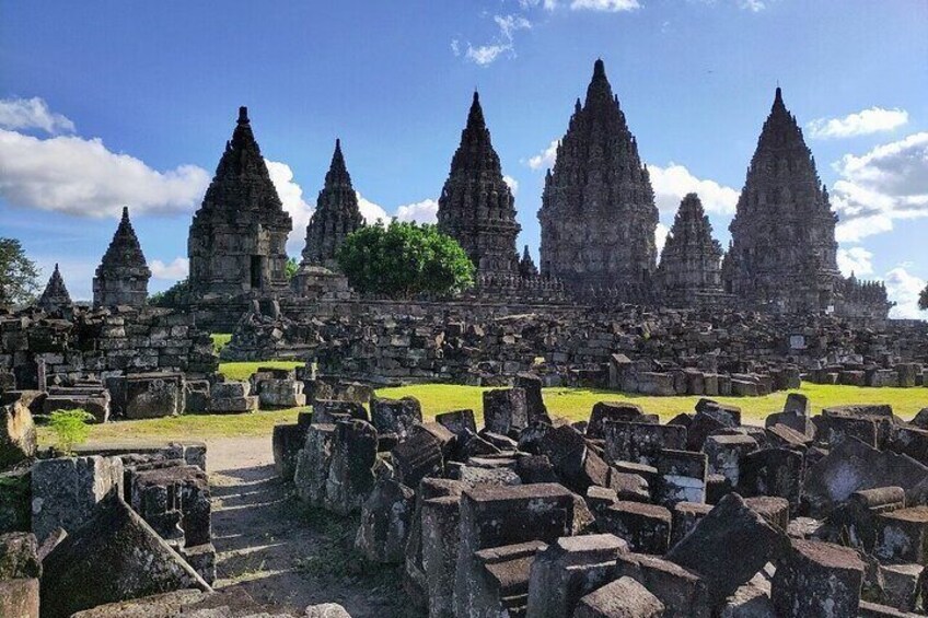 Yogyakarta Borobudur Temple and Prambanan Private Tour