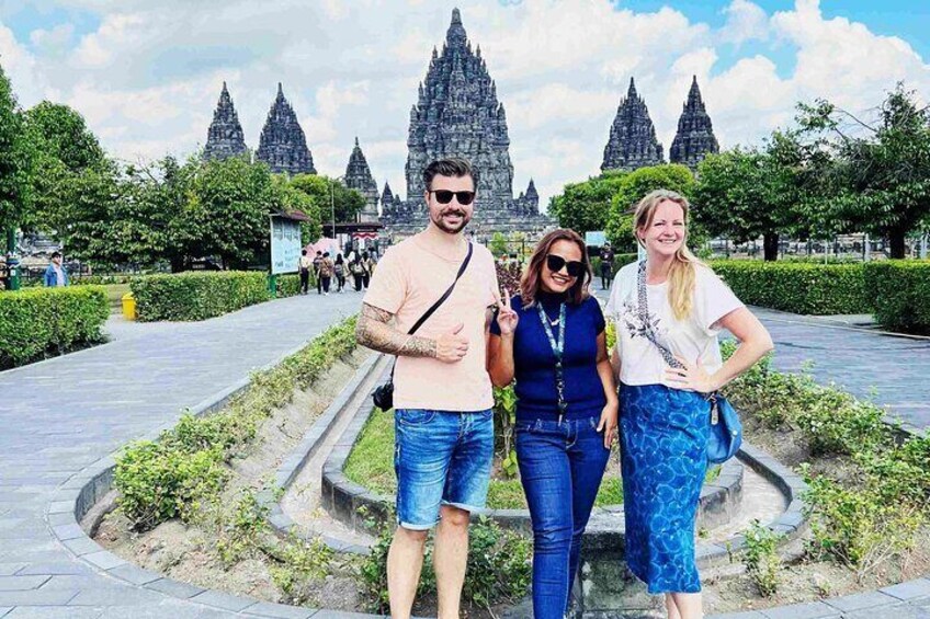 Yogyakarta Borobudur Temple and Prambanan Private Tour