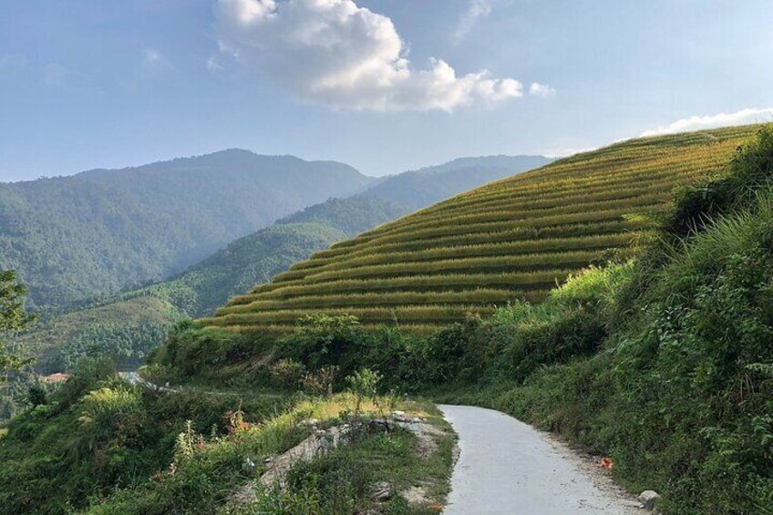 Sa Pa - Hoang Su Phi - Ha Giang Loop with easy riders