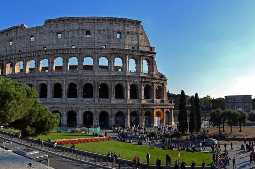 Explore Top Attractions with a Private Golf Cart Tour in Rome