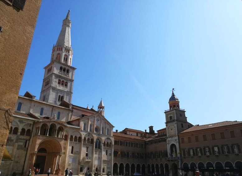 Picture 5 for Activity Modena: Historic Center Guided Tour