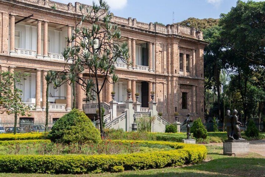 Skip-the-Line Pinacoteca do Estado de São Paulo Private Tour