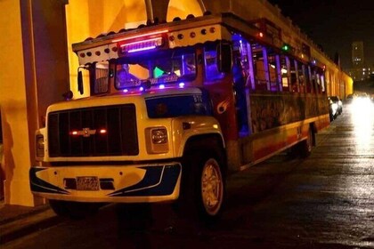 Night Tour of Chiva Rumbera in Cartagena