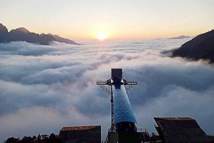 Cloud Dragon Skywalk and Silver Waterfall Private Tour From Sapa