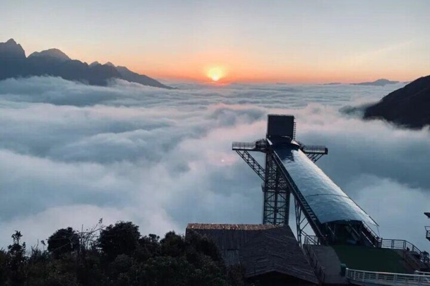 Cloud Dragon Skywalk and Silver Waterfall Private Tour From Sapa