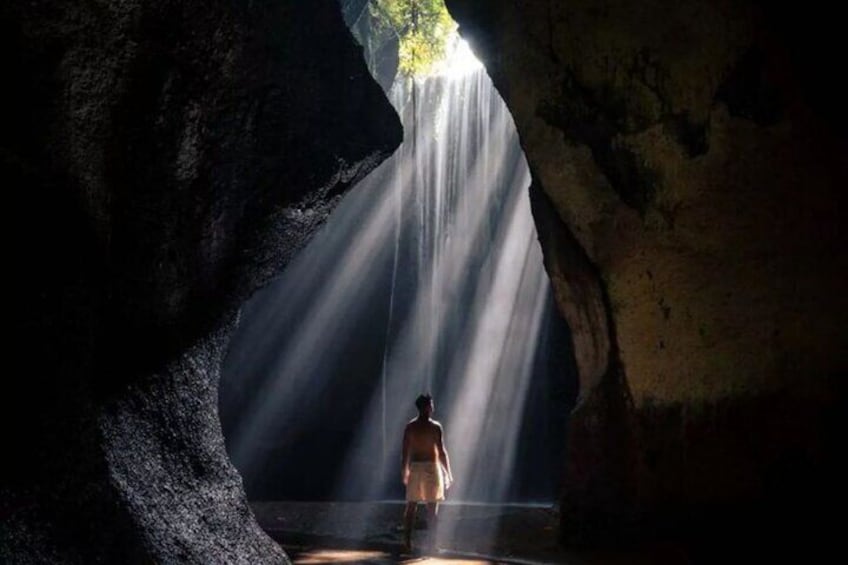 Private Custom Ubud Tour: Tirta Empul, Rice Terrace & More