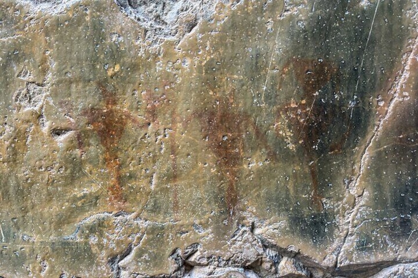 In the mountains, pictographs are extremely uncommon. Ancient paintings are only found in a few locations within Grotto Canyon.