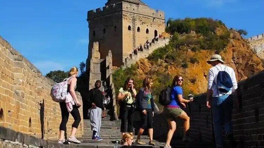 From Beijing: JinShanLing Great Wall Bus Tour with Ticket