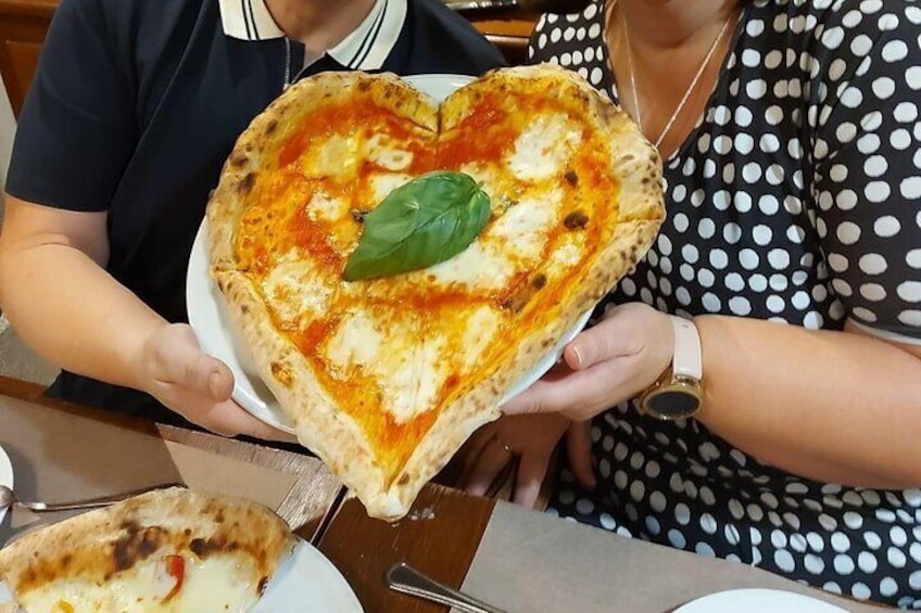 Pizza Making Class in Palermo with Wine and Soft Drinks