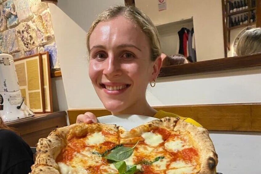 Pizza Making Class in Palermo with Wine and Soft Drinks