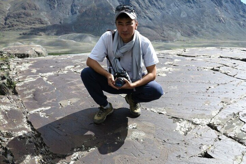 Petroglyph - Ancient rock Paintings