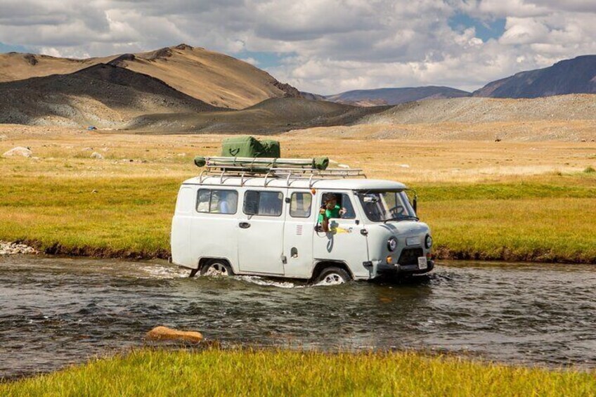 4WD Mini Van
