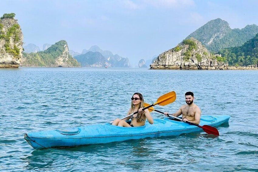 Private Canoe Explore The Hidden Gems of Halong - Lan Ha Bay
