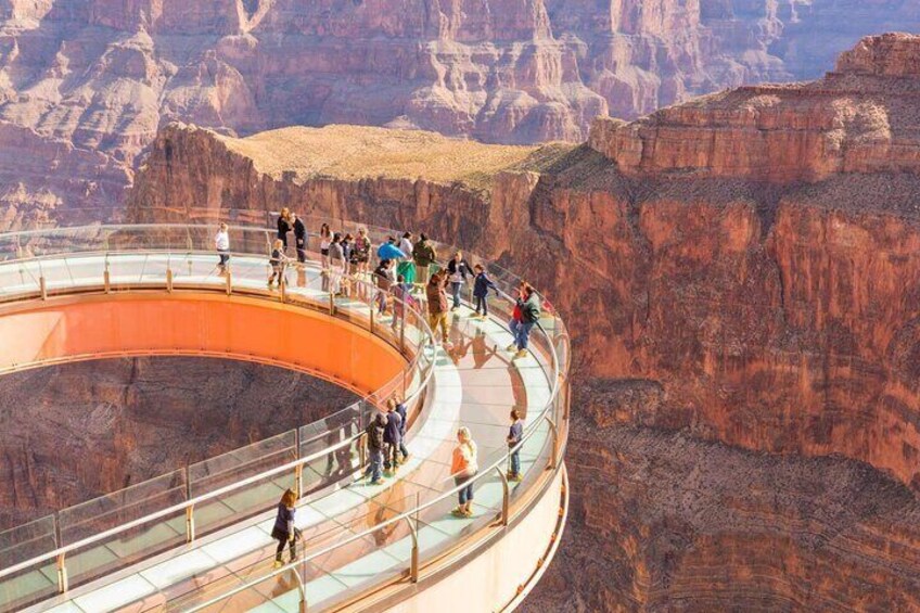 Vertigo From Infinity In The Heart Of The Desert Grand Canyon Skywalk