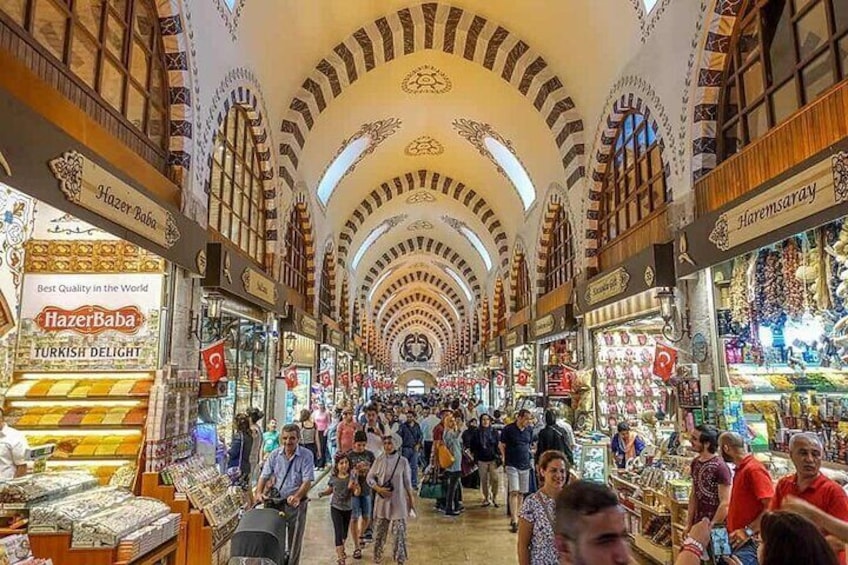 Half Day Istanbul Boshphorus and Spice Market Tour 