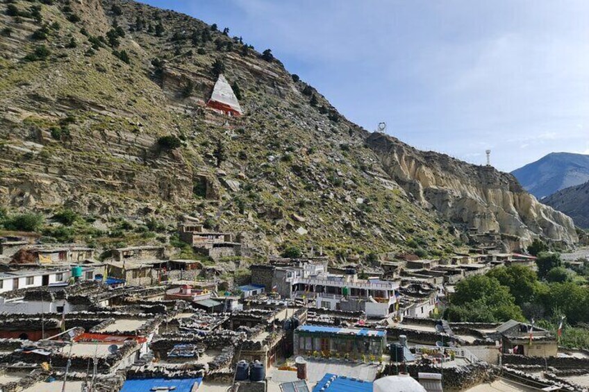 Close Up Lower Mustang in 3 Day with 4WD Jeep from Pokhara