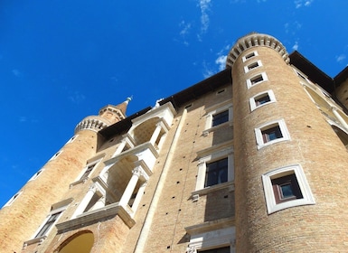 Urbino private tour: the renaissance town of Raffaello