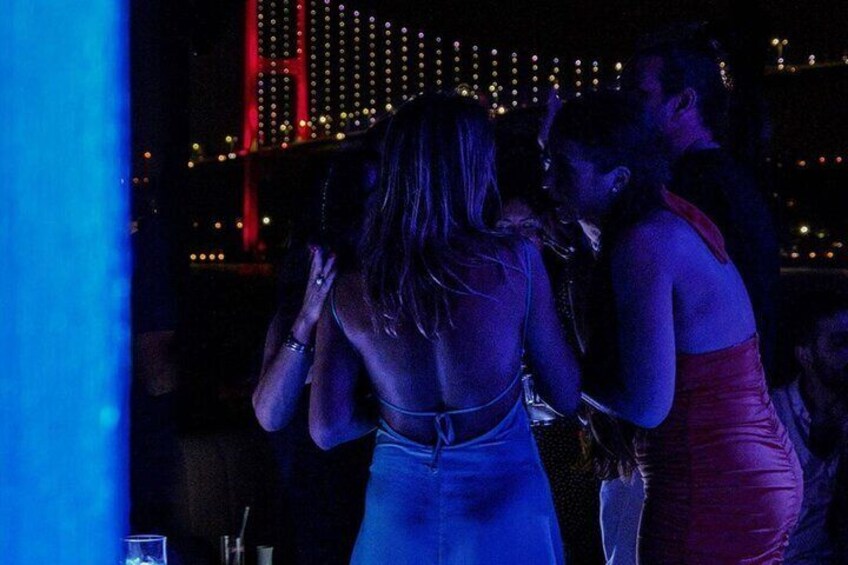 Night Clubs Tour in Istanbul