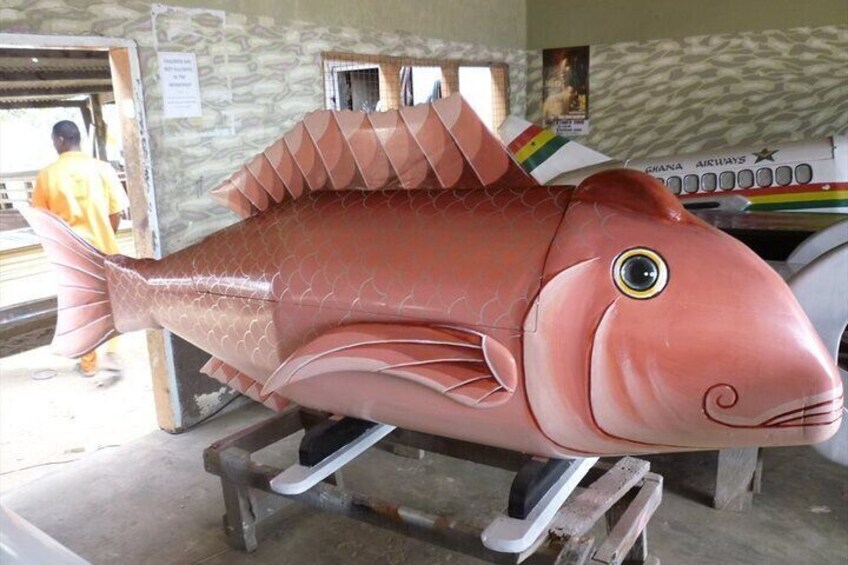 Private Fantasy Coffin and Crafts Tour in Ghana