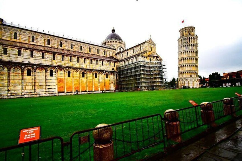 Discover Florence and Pisa: A Day Trip from Rome