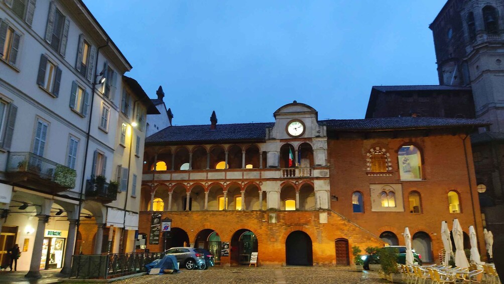 Picture 1 for Activity Pavia private guide: hundred towers on the Ticino river