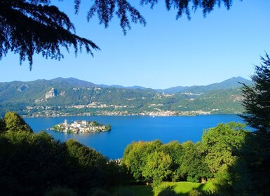 Orta San Guilio: Tour of village, Sacro Monte, and Lake