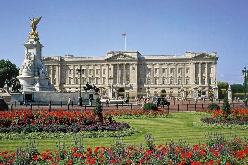 London Sightseeing Tour with Lunch from Southampton