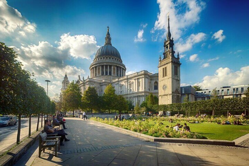 London Sightseeing Tour with Lunch from Southampton