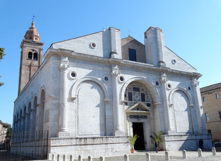 Rimini private tour: Roman history and seaside charm