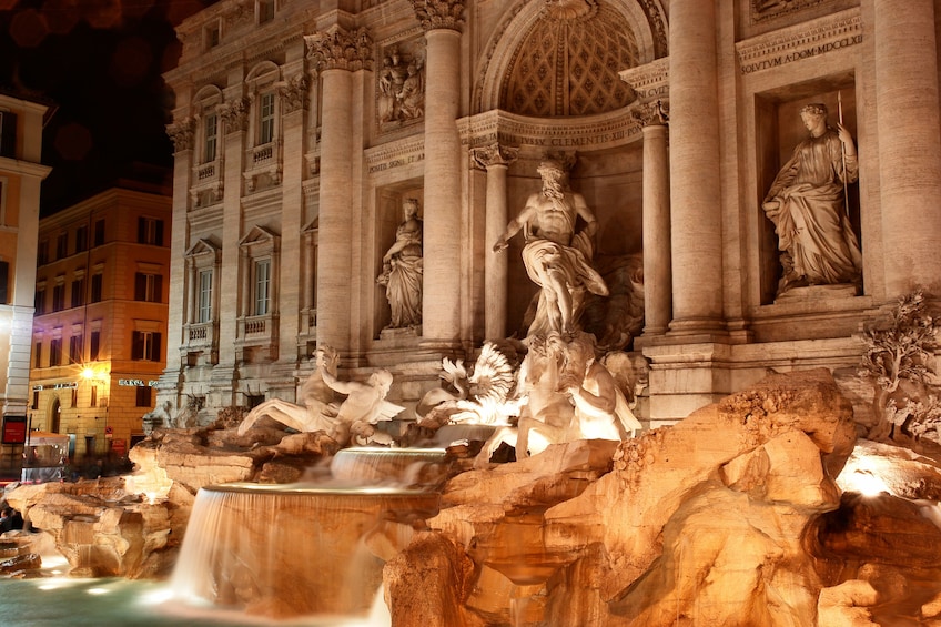 Trevi Fountain at night in Rome