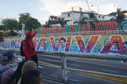 Private Tour in Cali with Salsa Class, Museums and Local Food