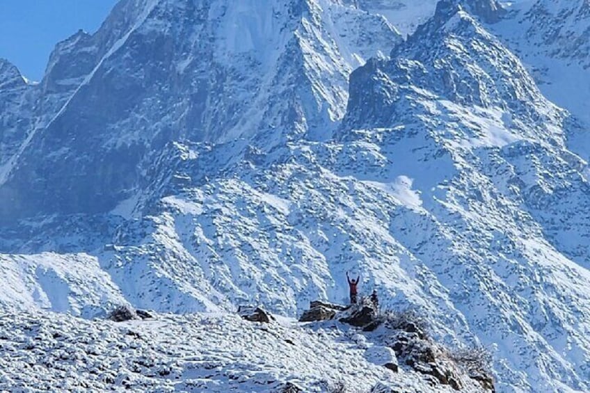 Scenic view of the Mountain from the trekking route 