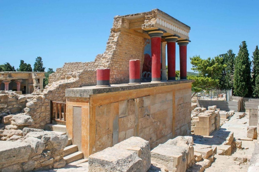 From Heraklion: Knossos and Lasithi Plateau Full-Day Tour