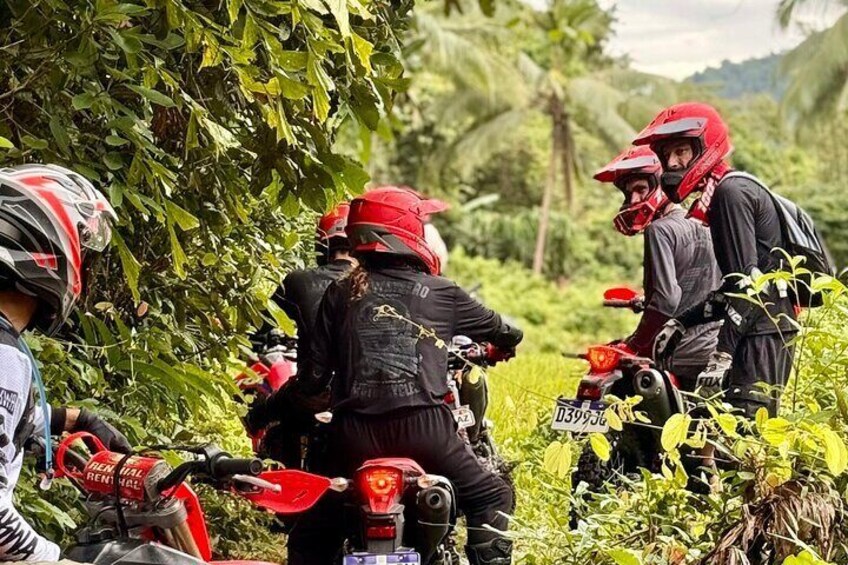 North Loop Route Dirt Bike Adventure Tour in El Nido