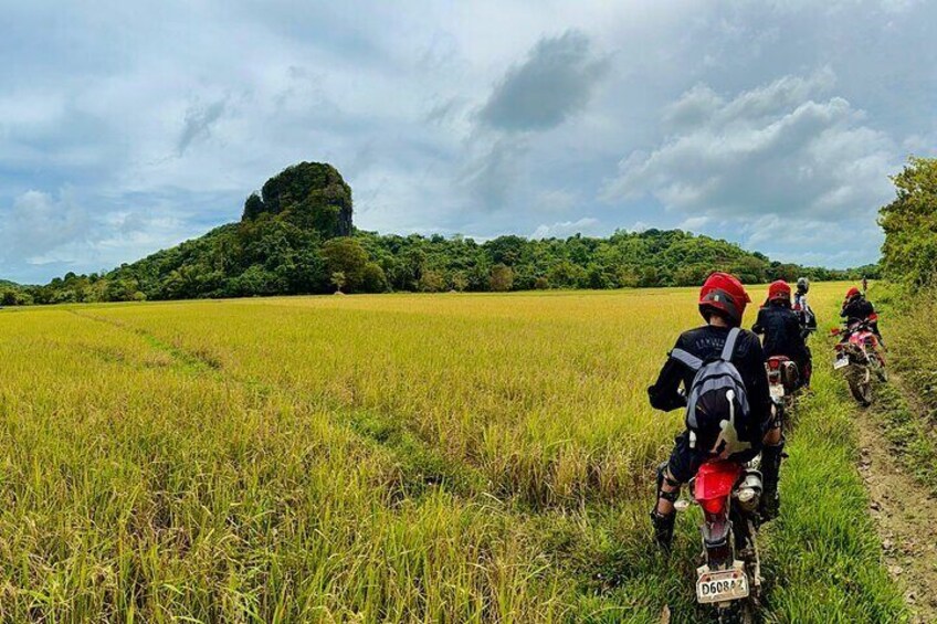 North Loop Route Dirt Bike Adventure Tour in El Nido