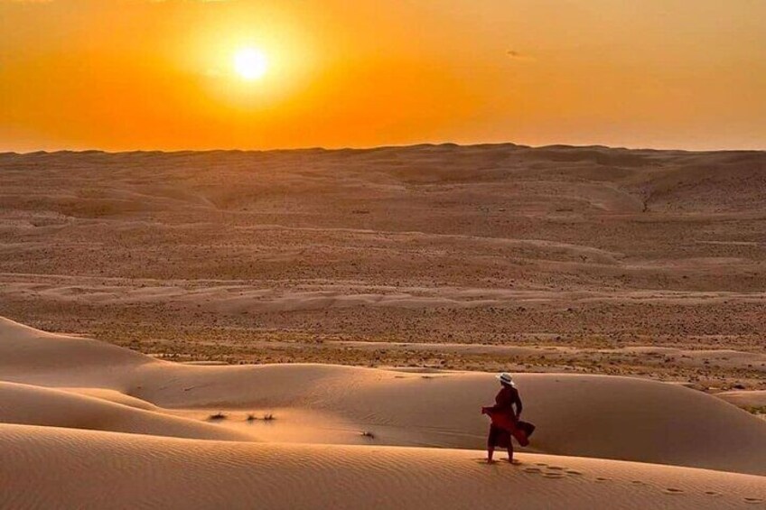 Private Sunset Trip in Wahiba Sands Desert