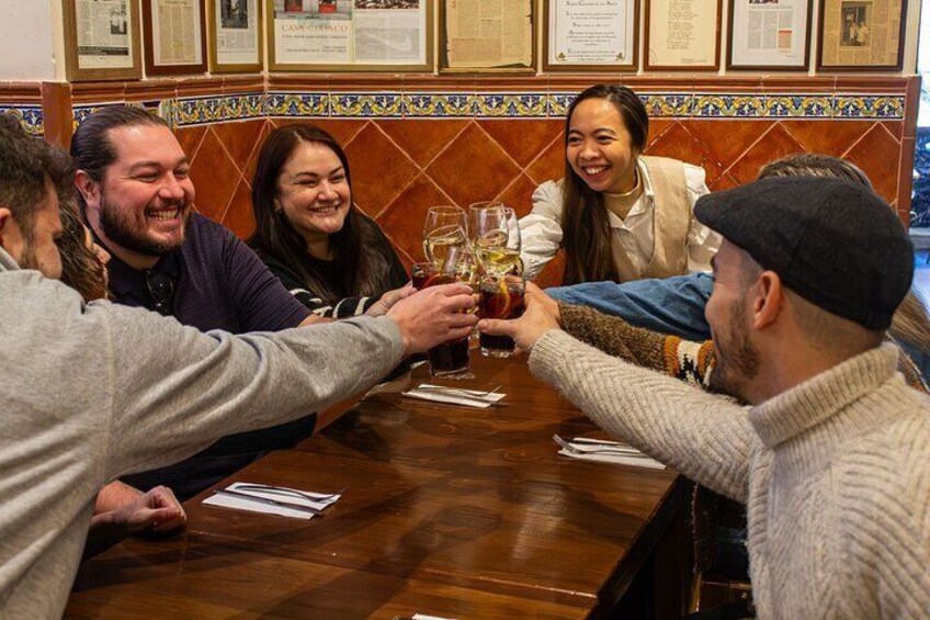 Madrid Tapas, Wine and History Tour