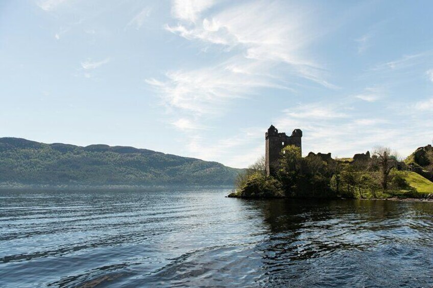Invergordon Shore Tour: Loch Ness, Outlander Sites & Highlands