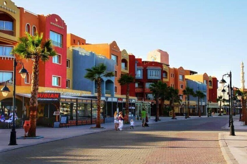 Hurghada Guided City Tour with Highlights and Shopping Stops