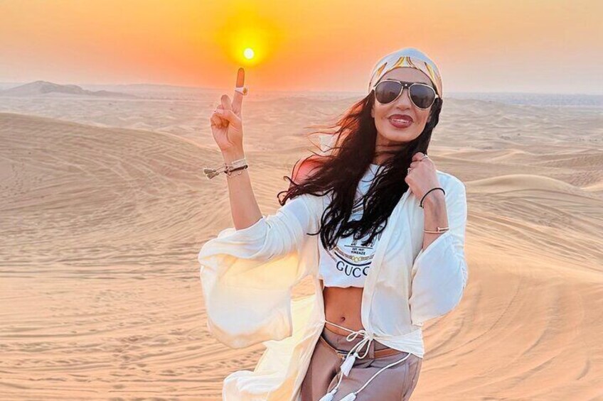 Morning Desert Safari in Dubai with Dune Bashing and Sandboarding