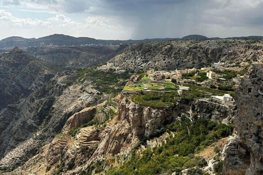 Private Nizwa Jabal Akhdar and Birkat Al Moz Tour