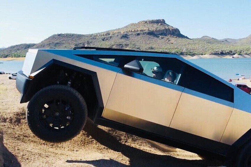 Offloading on three wheels in the Tesla cyber truck